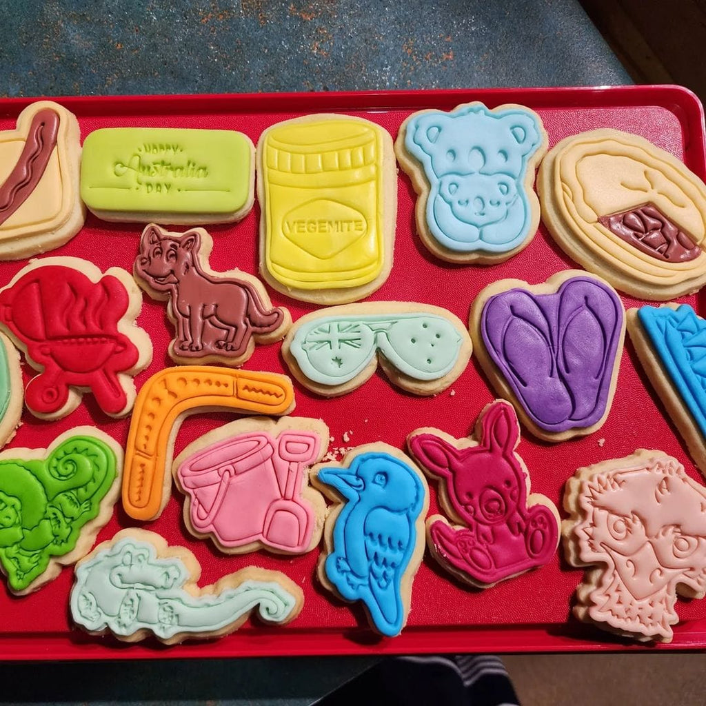 Pair of Thongs Cookie Cutter and Embosser Stamp